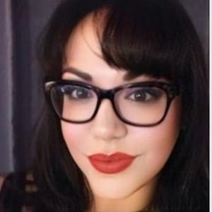 Meet your Posher, Kerri